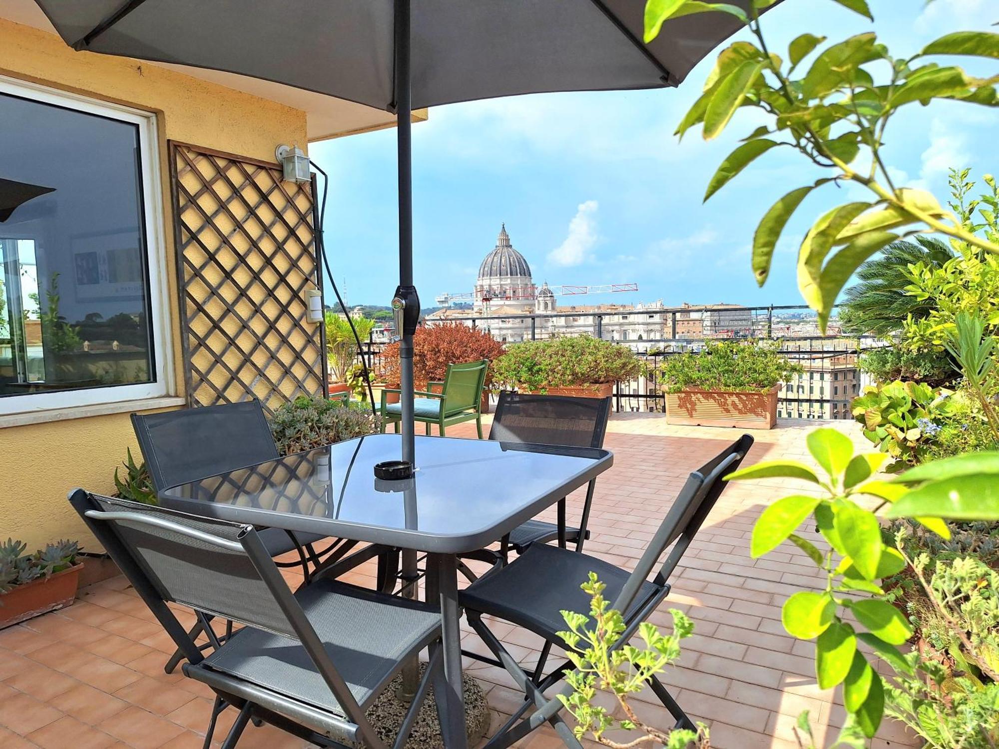 Delmirani'S Book Apartments - Vatican View Rome Exterior photo